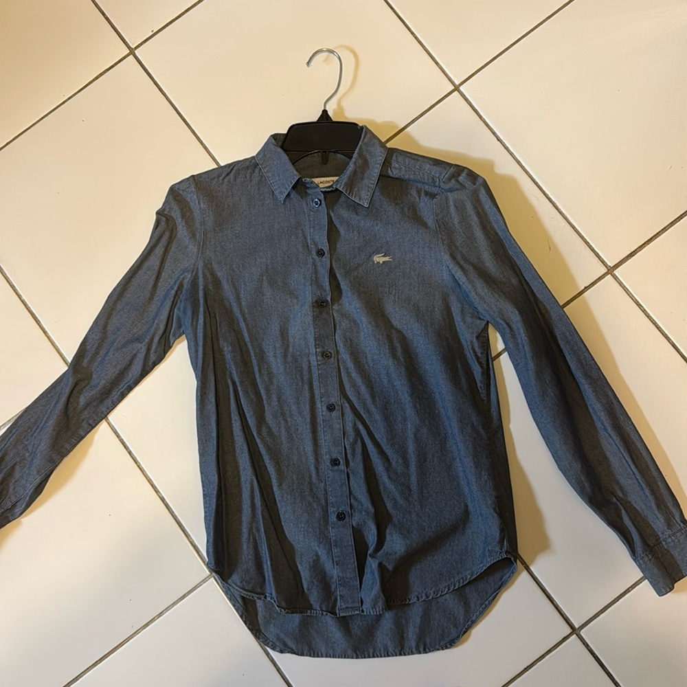 Lacoste  size 32